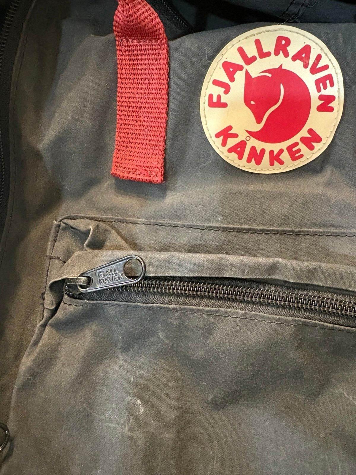 Fjällräven Kanken Classic Warm Gray 23561 Backpack