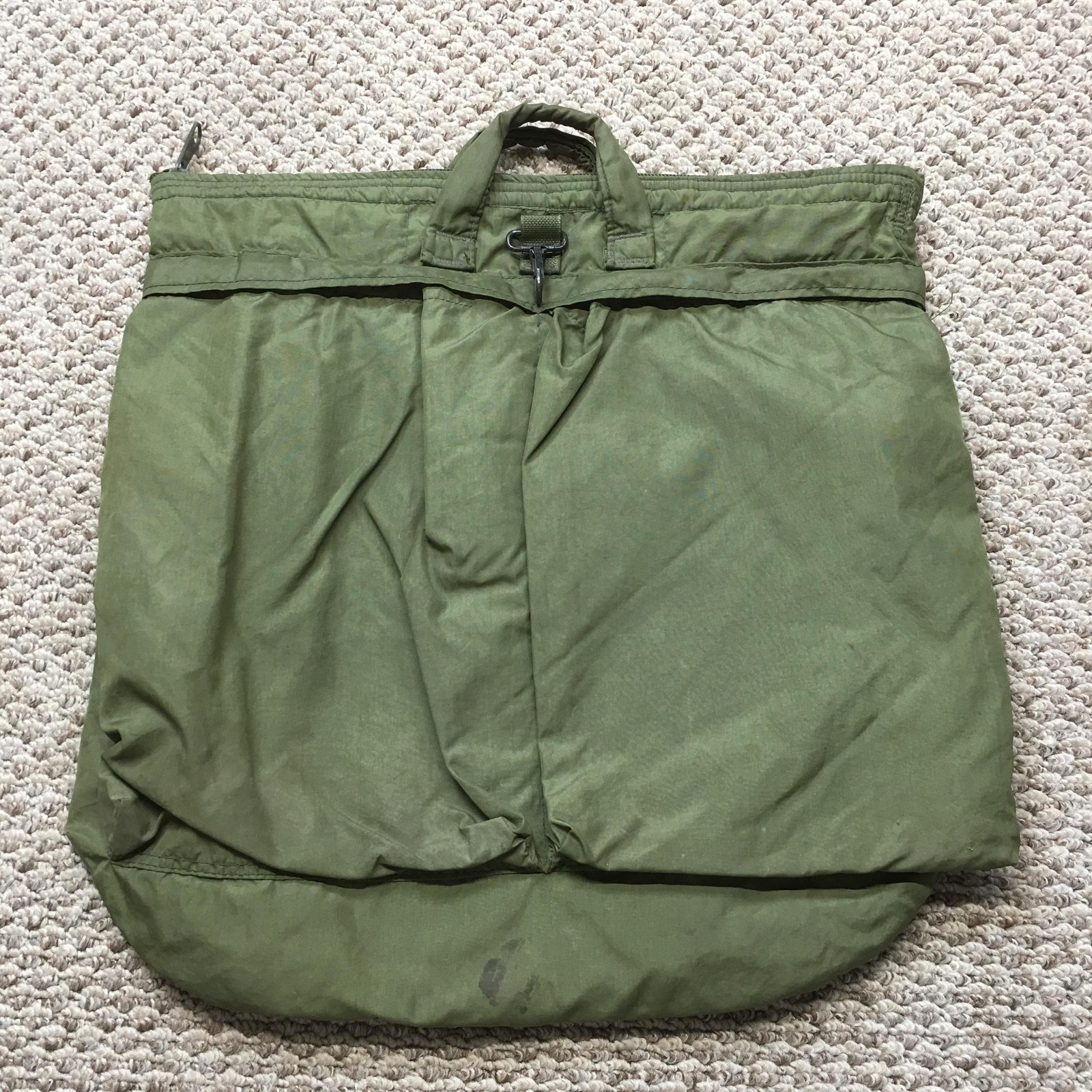 Vintage Military Tote Bag Mens Large Green Nylon Flyers Helmet Army Travel USGI