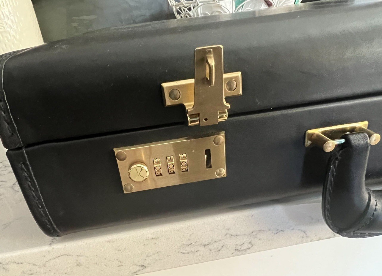 Coach Black Leather Hard Sided 4.5″ Briefcase Rare NOS Vintage Made In The USA.