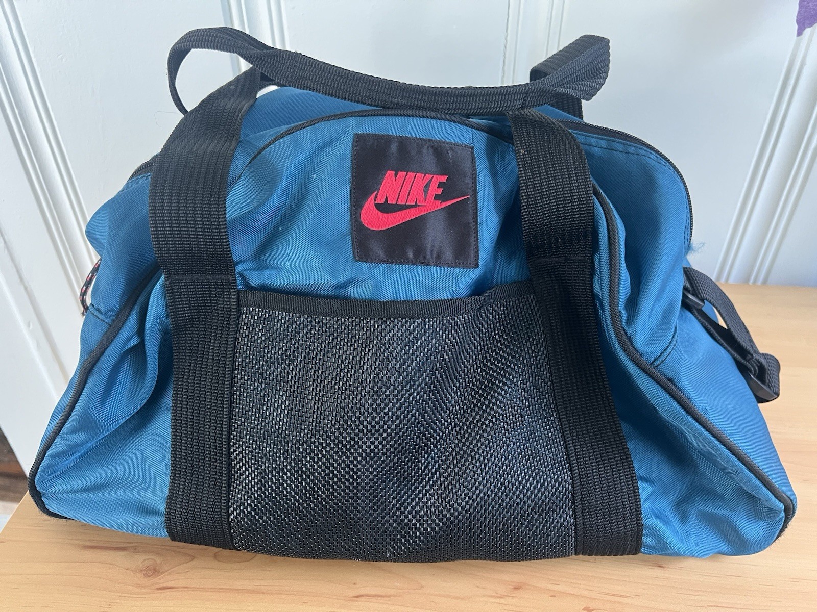 VTG Rare 90s Nike Duffel Gym Bag Teal Blue Swoosh Logo Shoulder Strap 18x9x8”