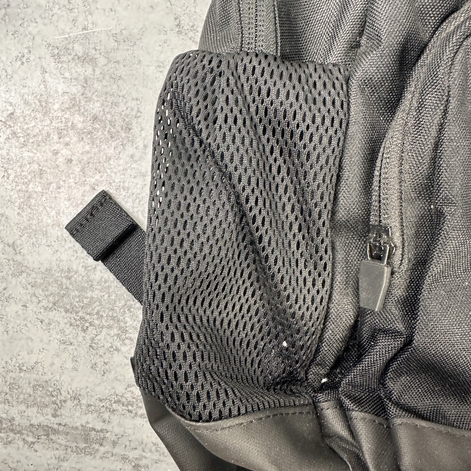 Hurley Blockade Backpack 21L Water Resistant Laptop Sleeve School Travel Bag