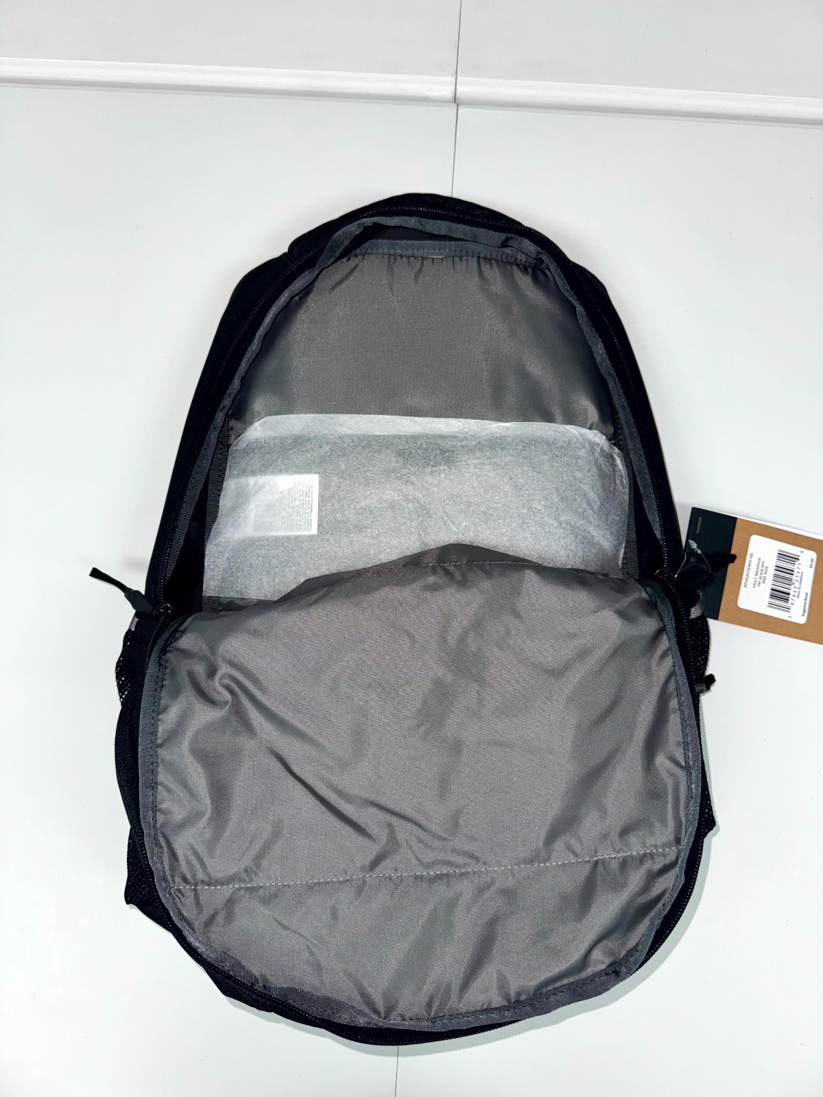 The North Face Vault Backpack Men’s TNF Black-NPF One Size Laptop School Travel