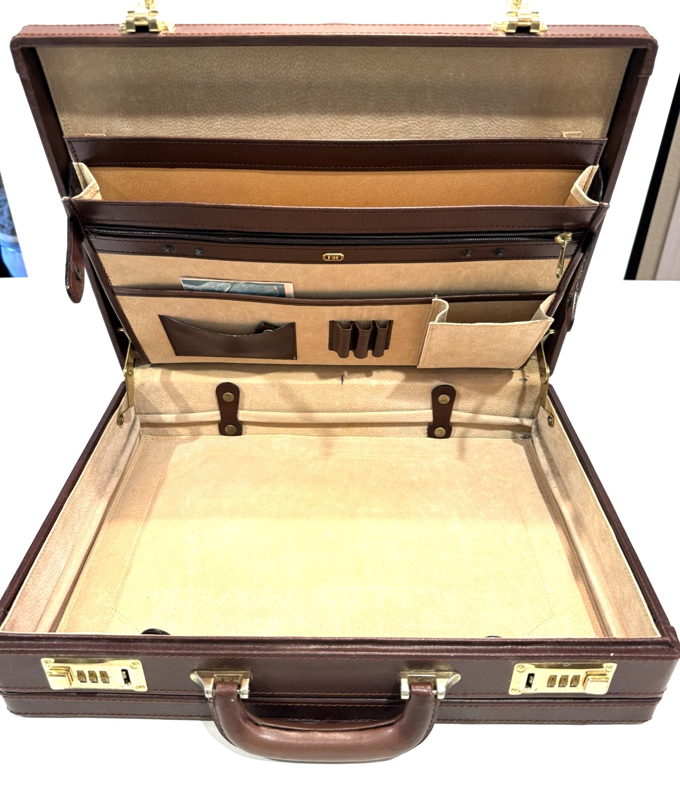 Vintage 18×13 HIT Brown Leather Briefcase Document Case Hard Back *5g