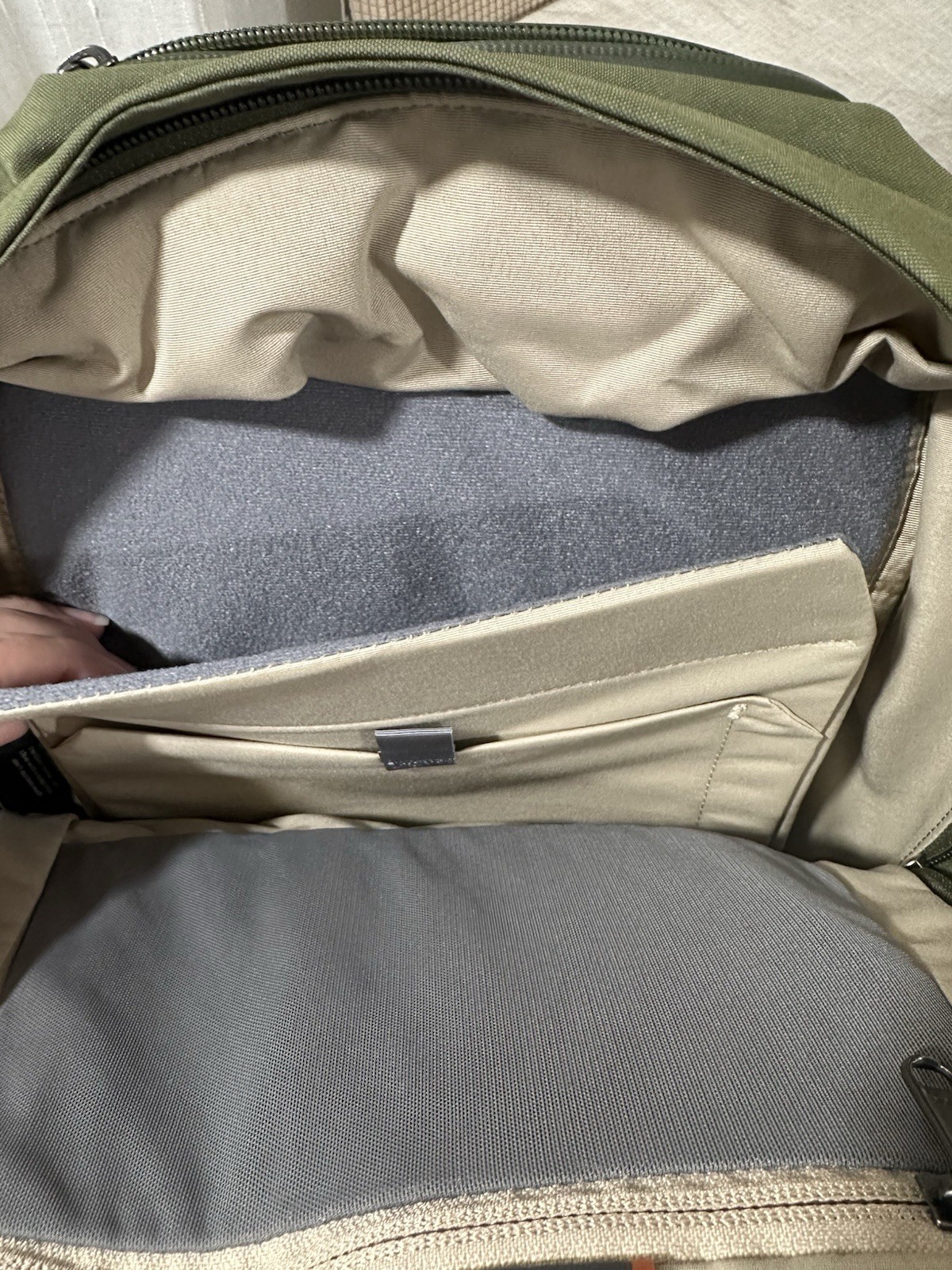 Bellroy Classic Backpack (2nd Edition) 20L – Ranger Green – NEW Without Tags