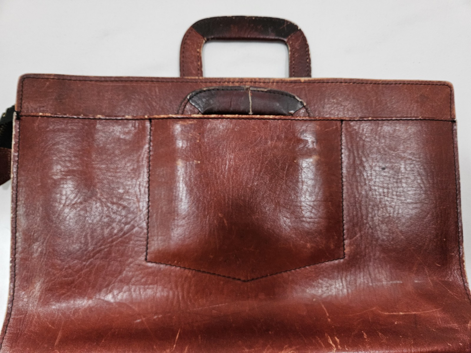 Vintage Pegasus Drop Handle Briefcase Brown Leather Made In USA 17.5 x 12 Inches