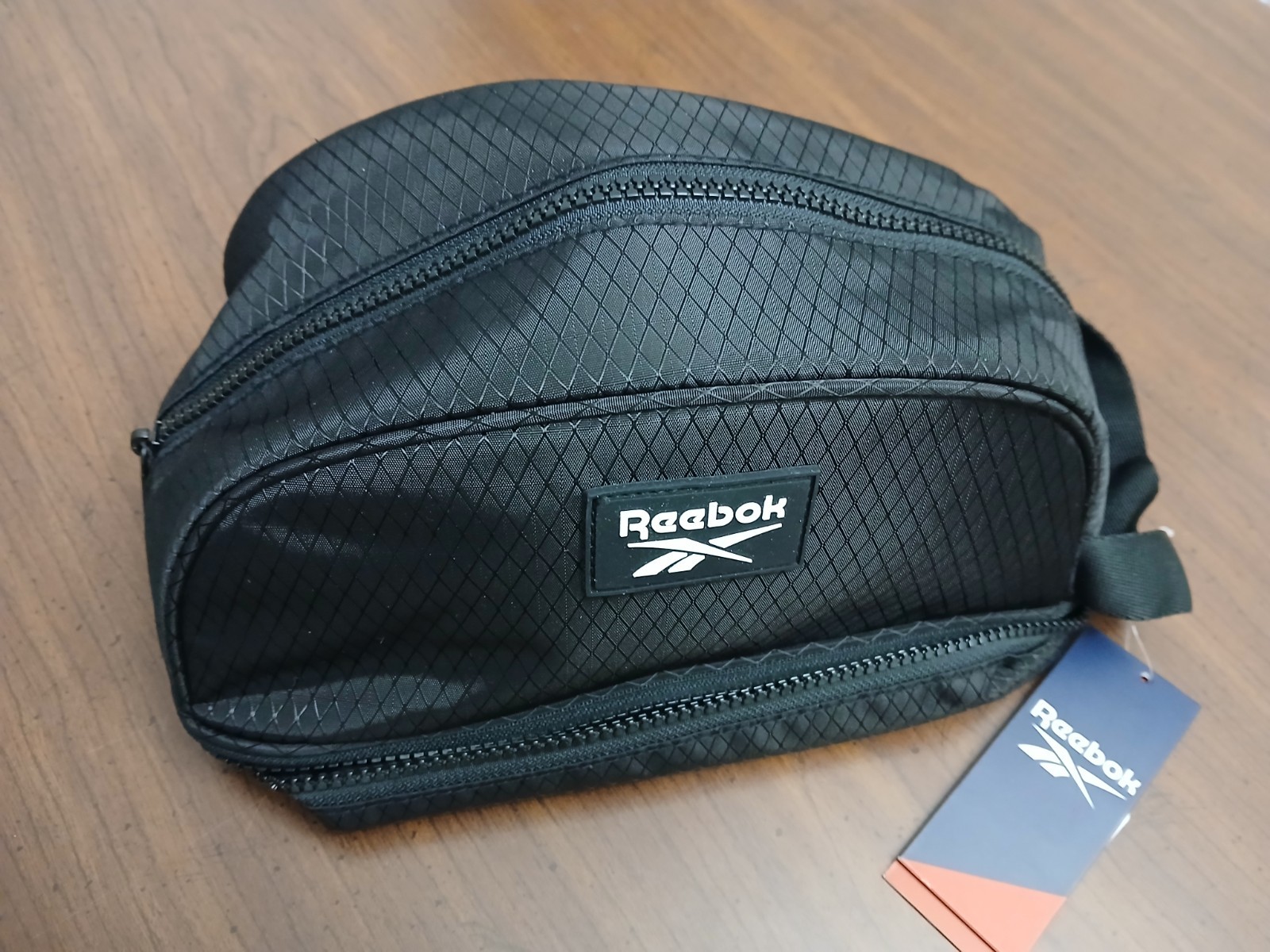 Reebok REED Dopp Kit in BLACK for toiletries travel size 6L NEW with TAGS
