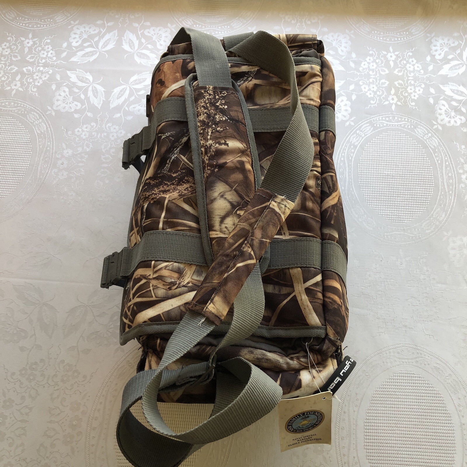 Banded Hammer Floating Blind Olive Green/Tan Camo Duffle Bag Straps NWT Hunting