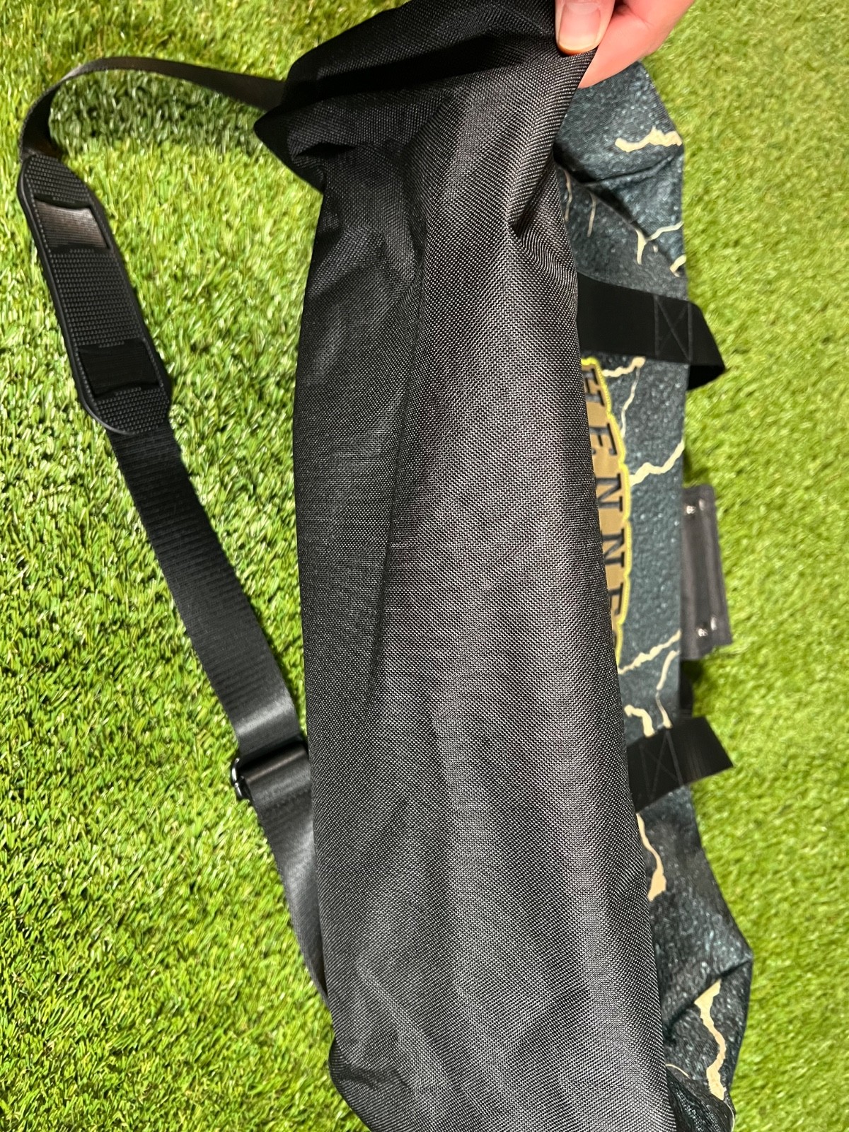 NWT Hennesy Cognac x Mitchell & Ness Promo Duffel Bag w/ Straps Prototype