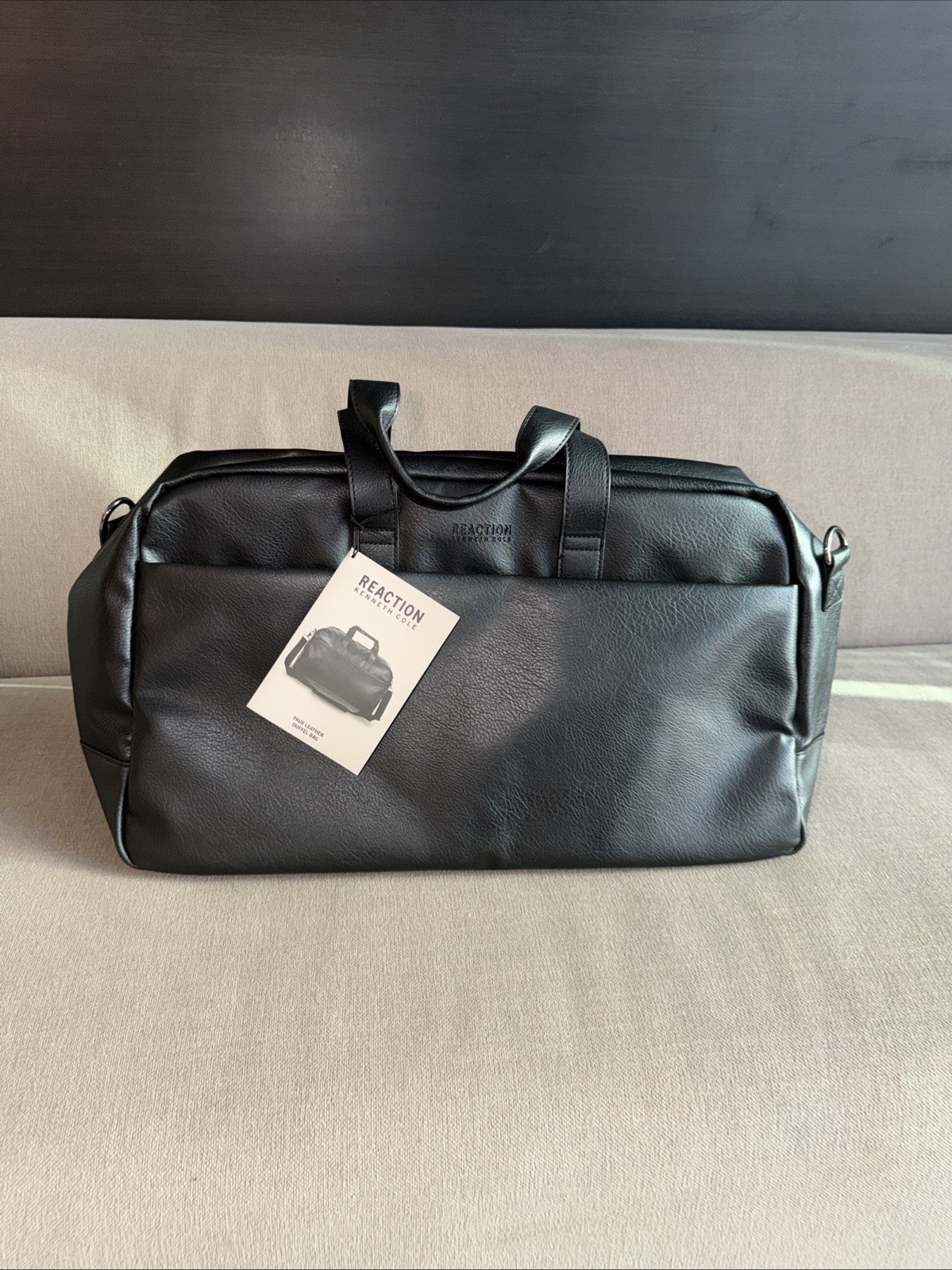 Kenneth Cole Reaction Colombian Leather 20″ Large Duffle Bag