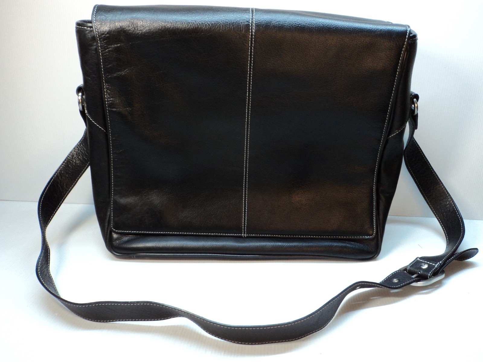 McKlein 13.3″ Leather Laptop Tablet Messenger Bag, Black w/Magnetic Flap Closure