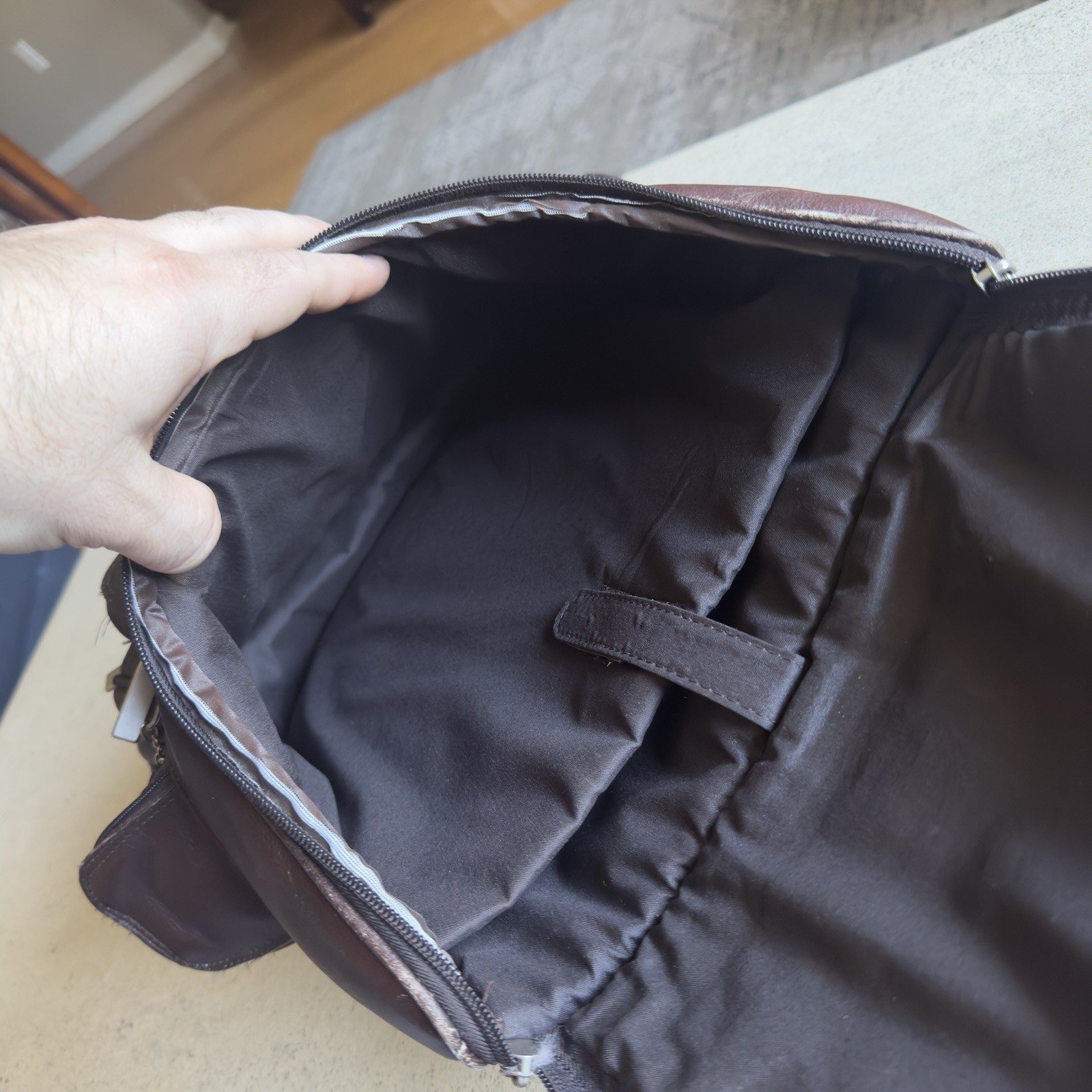WILSONS LEATHER Chocolate Brown Zippered Backpack Adjustable Straps Y2K