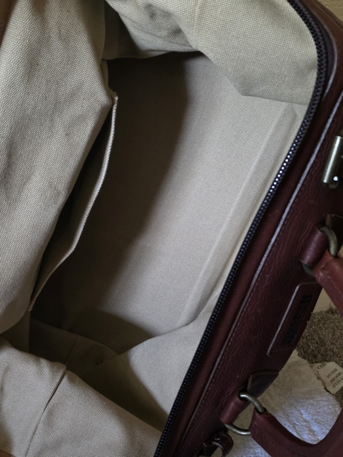 Duluth Trading Lifetime Leather Doctor Bag Brown Utility Duffle USA Full Grain