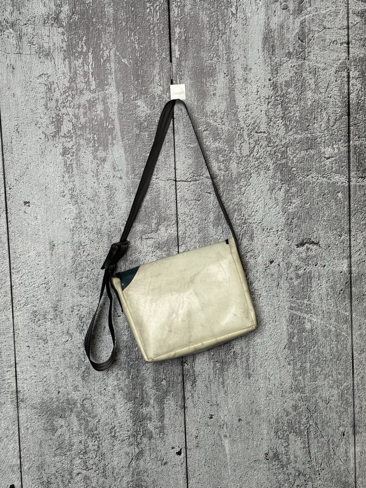 FREITAG G5.1 Messenger Bag Upcycled Truck Tarp Crossbody Unique Design