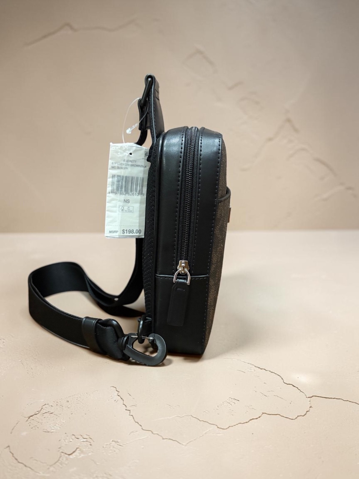 Michael Kors EVERETT Leather -Adjustable Strap Unisex Sling Bag (87F5SEVC6B) NWT