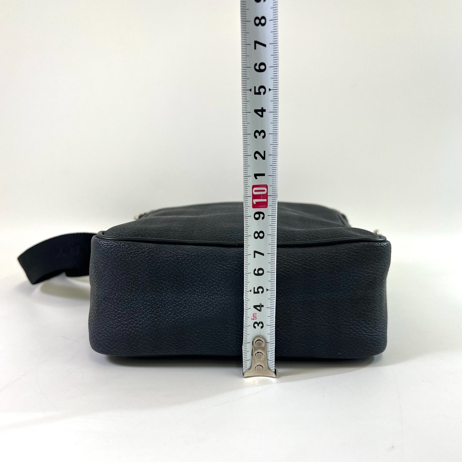 Authentic Burberry Shadow Check Shoulder Bag Navy Unisex Leather PVC 17cm x 22cm