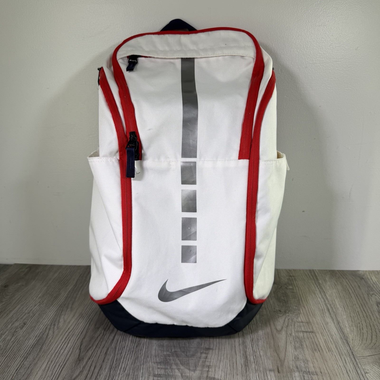 Nike Elite Hoops Pro Basketball Backpack White 20″ Depth Laptop School B-ball