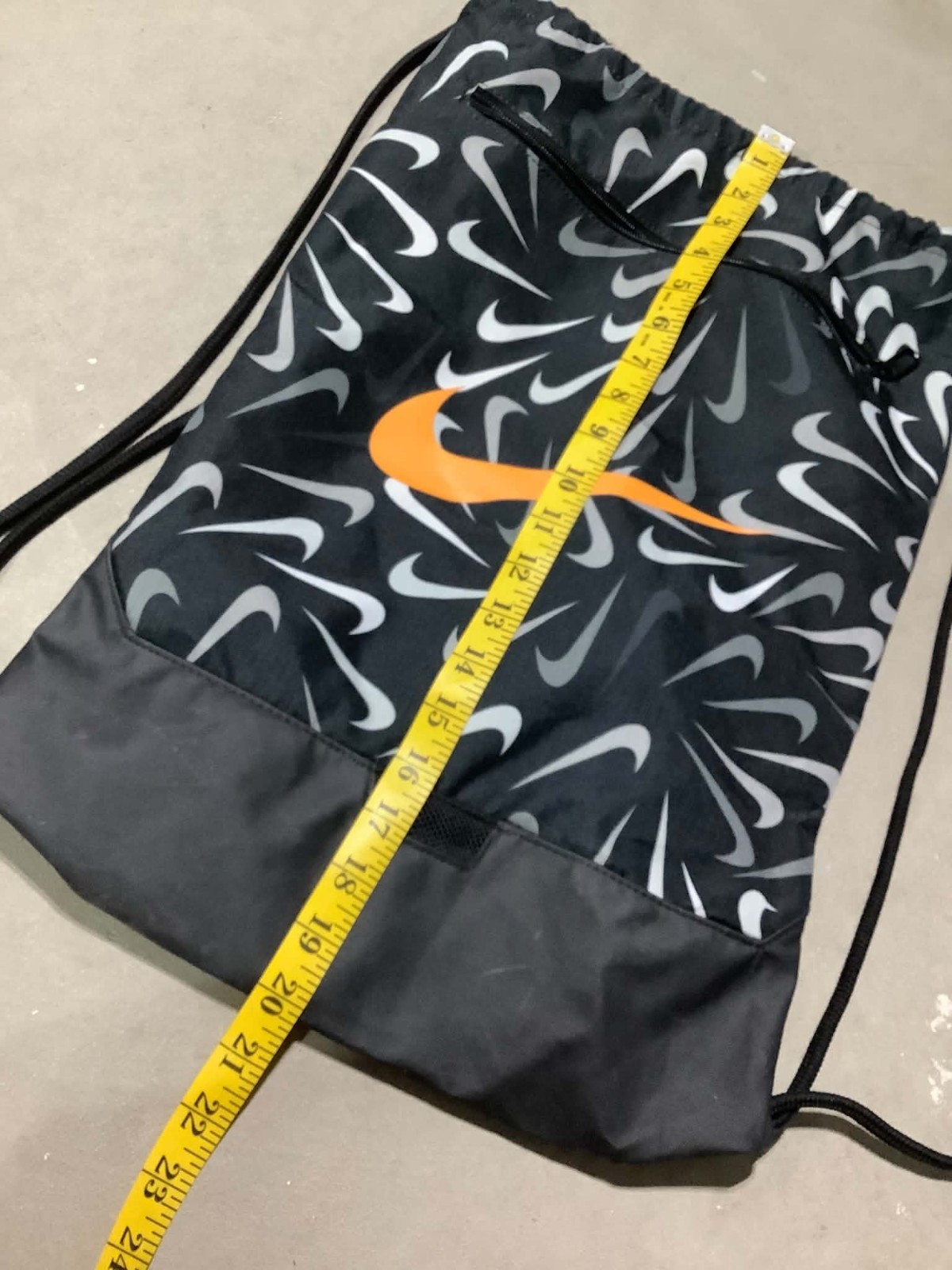 Nike Brasilia Training Gymsack, Black – Nike Orange Check Just Do It