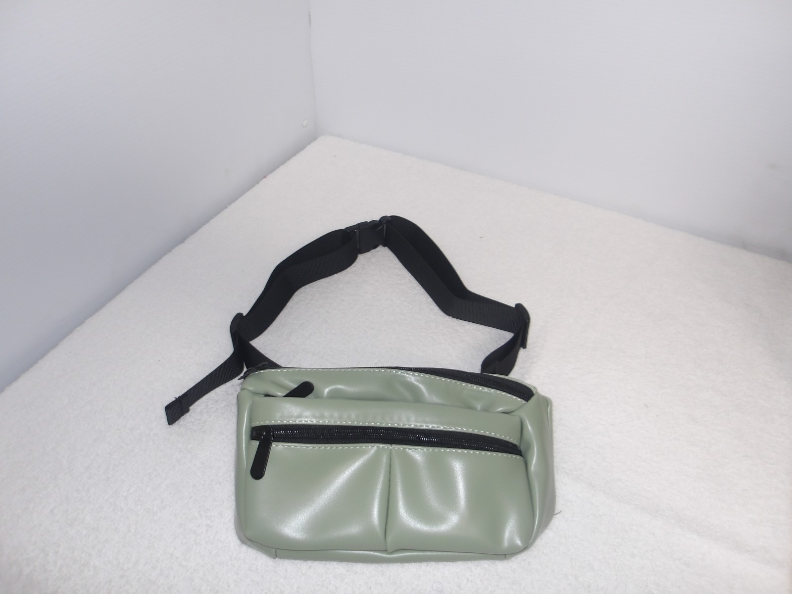 Small 4 Zipper Pocket Soft Lamb Leather Fanny Pack 48″ Long Waist Bum Bag -Green