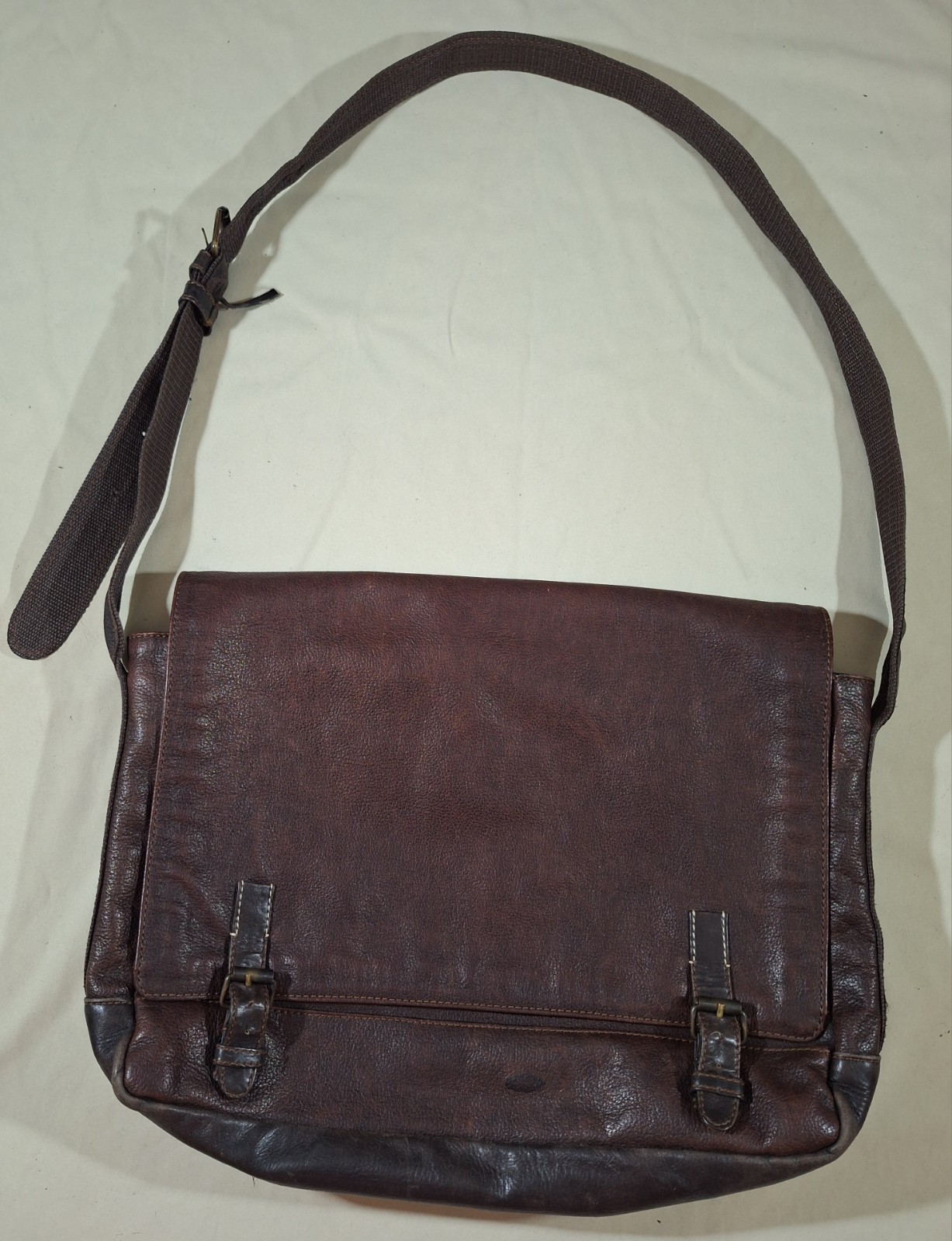Aldo Brown Genuine Leather Messenger Bag Distressed Satchel Laptop 16.5″W * 13″L