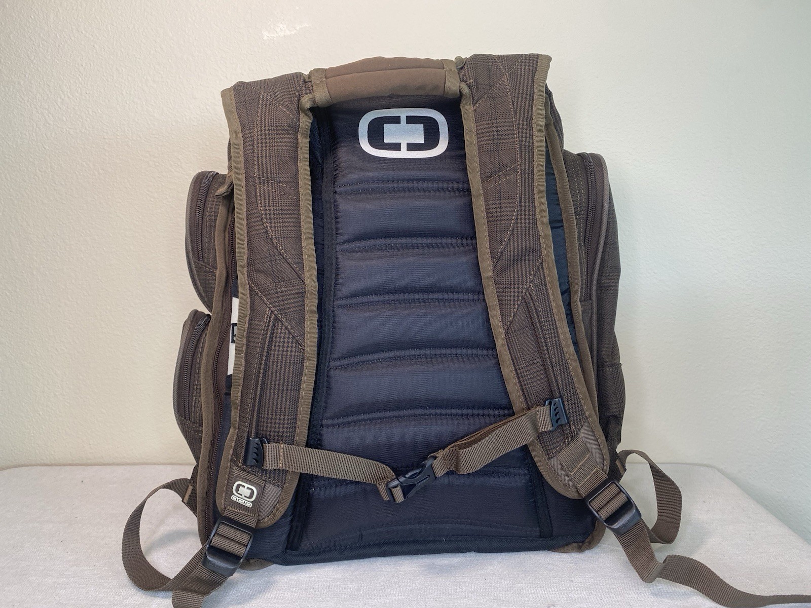 Ogio Metro Street Tech Specs Backpack Brown Pin Stripe Laptop Bag Usana Logo