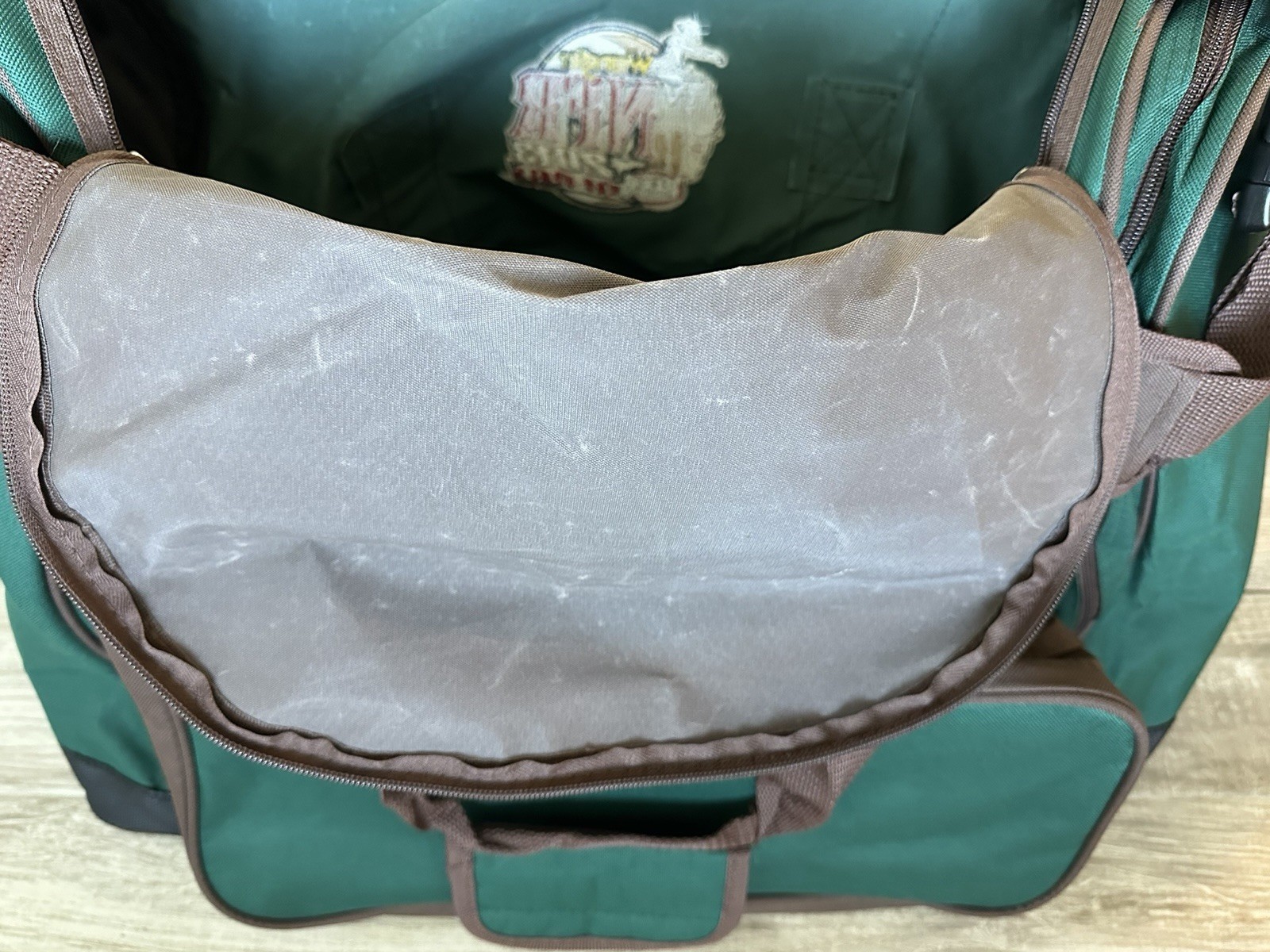 Justin Boots • Wrangler NFR PRCA ProRodeo 2013 Las Vegas green boot duffle bag