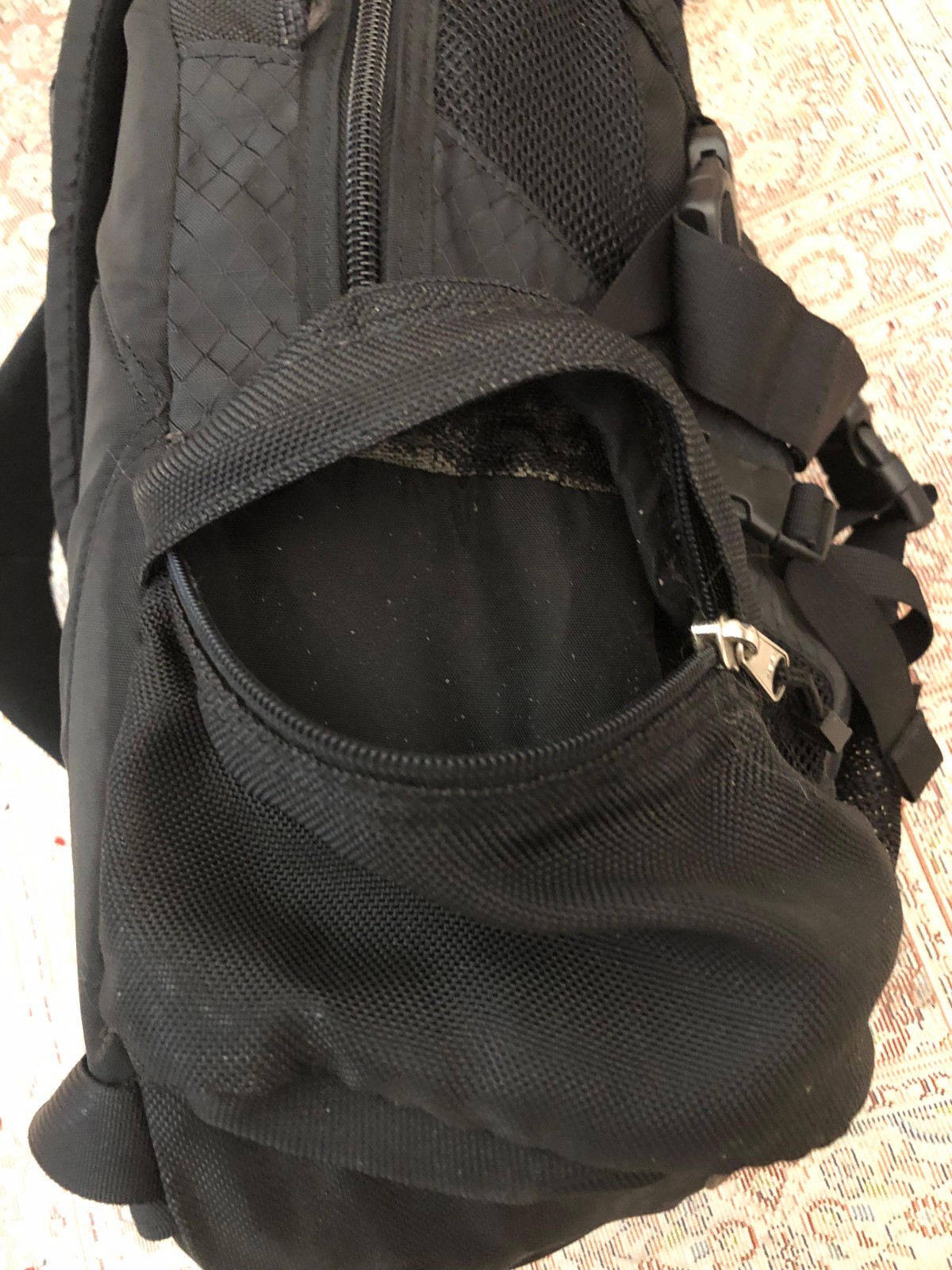 Oakley Icon Backpack Vintage Tactical 90s Y2K USA Logo Black Software Gorpcore