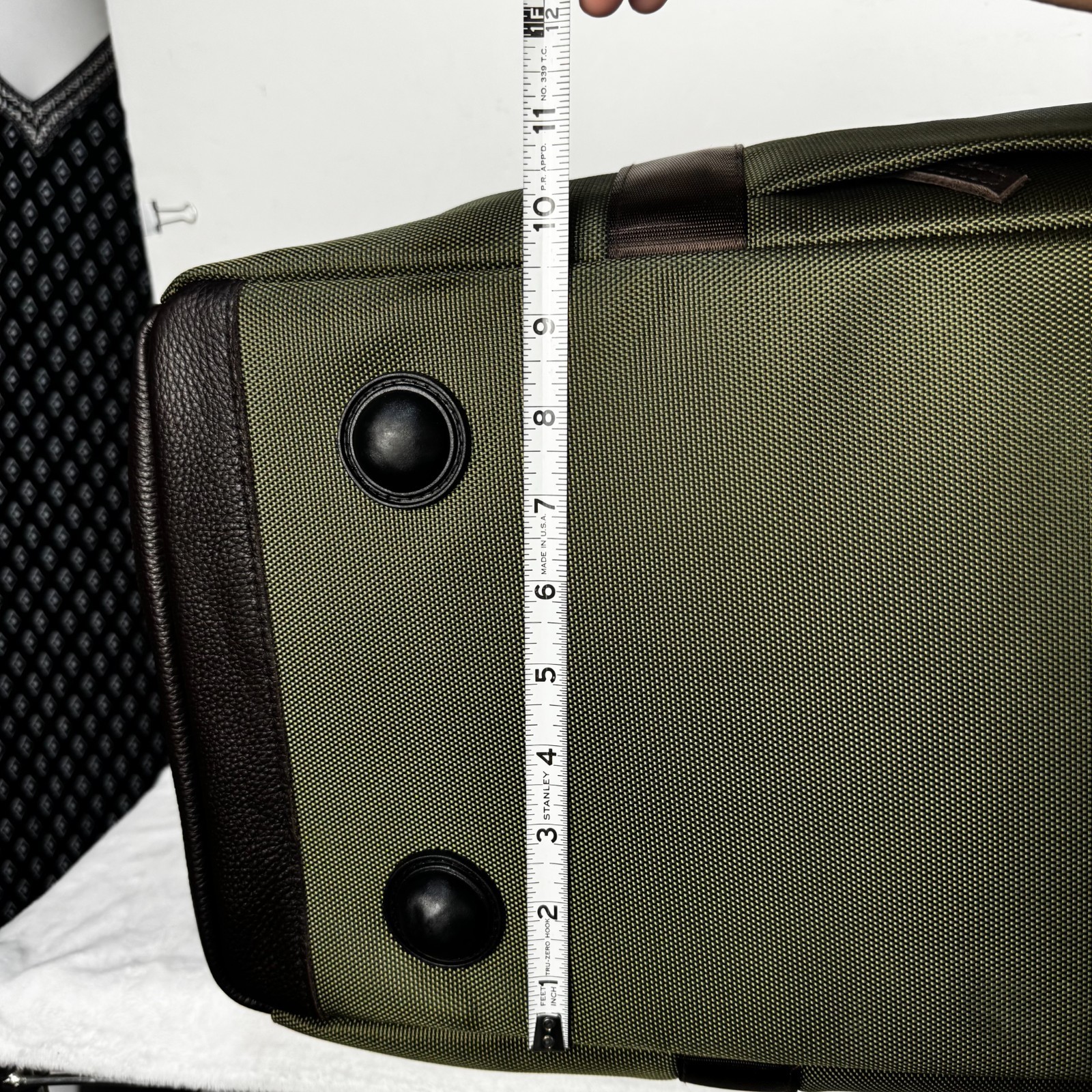 Abercrombie & Kent Large Travel Weekender Duffel Bag Safari Green Brown Waterpro