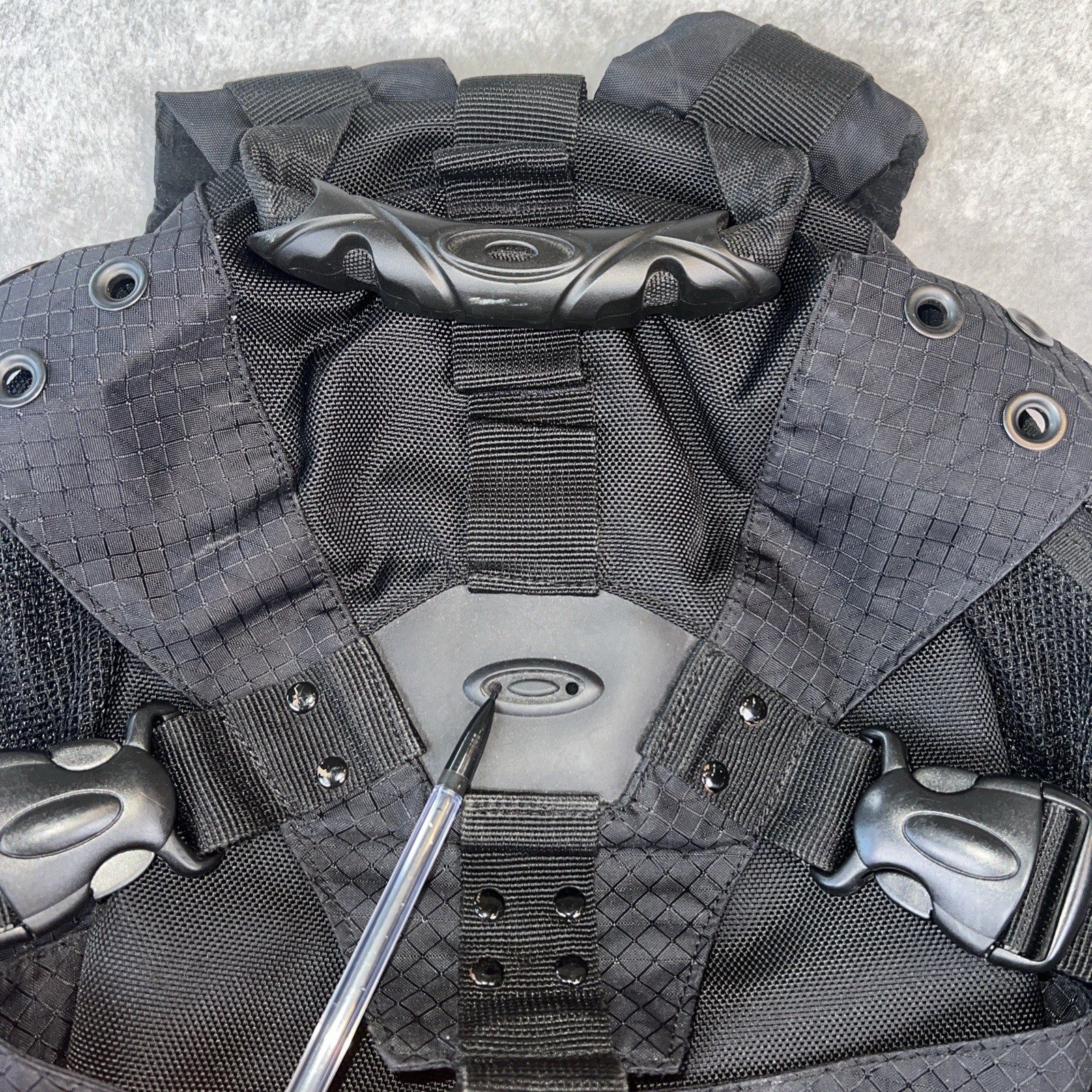 Oakley Software Black Icon Backpack Rucksack Tactical Tech Vintage Y2K Rare