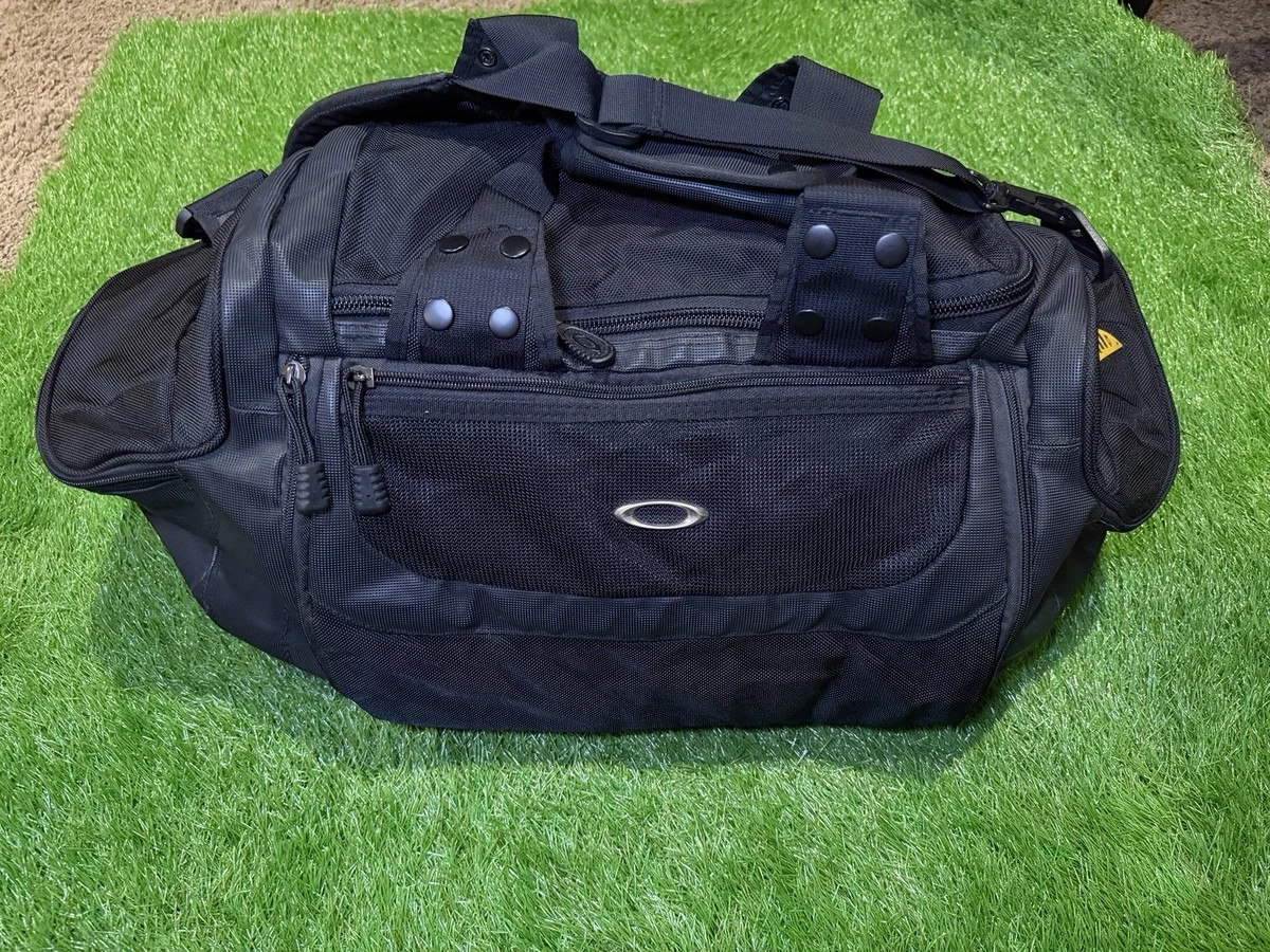 Vintage Oakley large Factory Pilot Tactical Duffel Bag 90s Y2K Software Tech