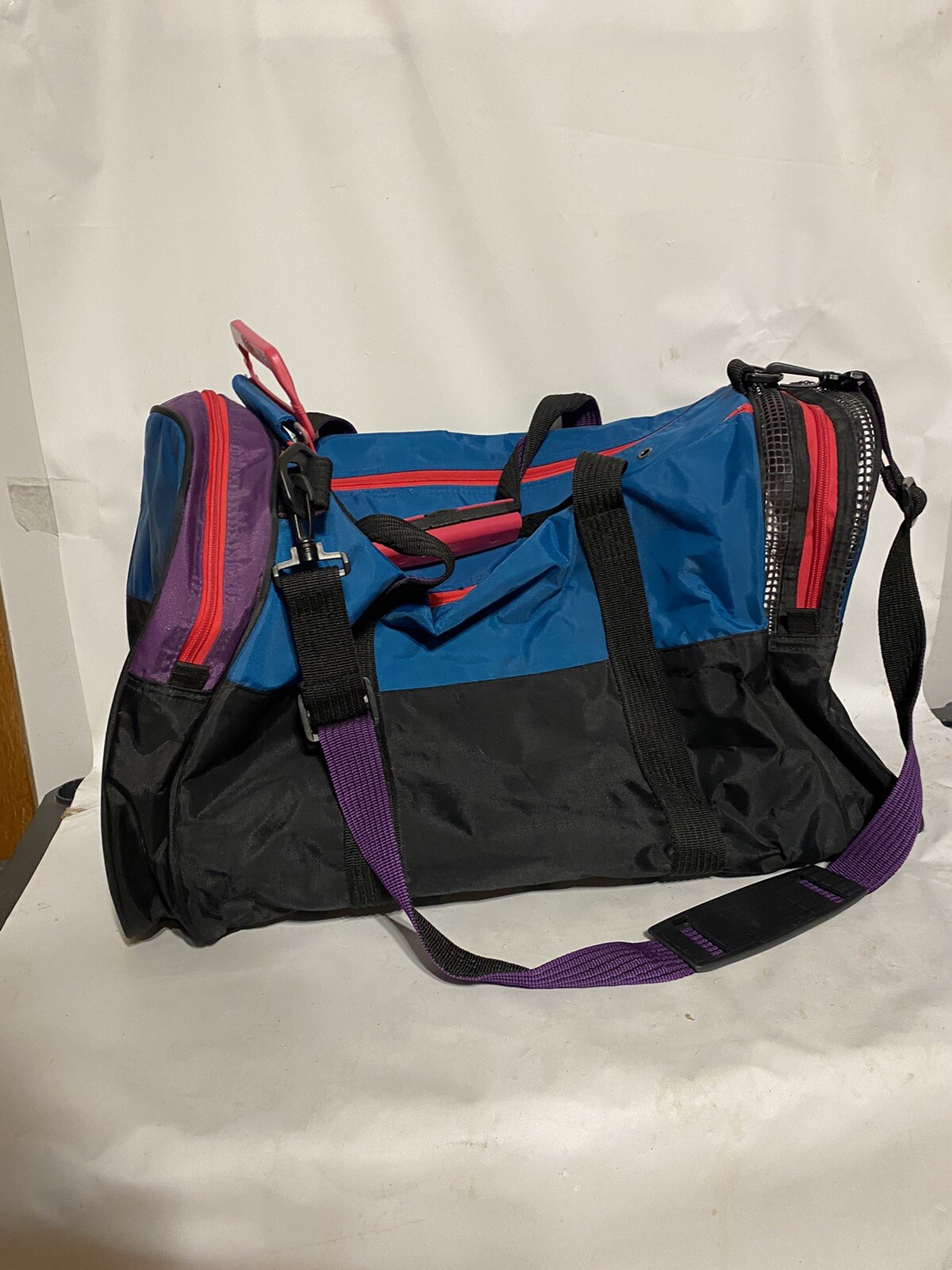 Vintage 90s OGiO 45 cm Travel Duffle Bag Bright Retro Purple Teal RARE