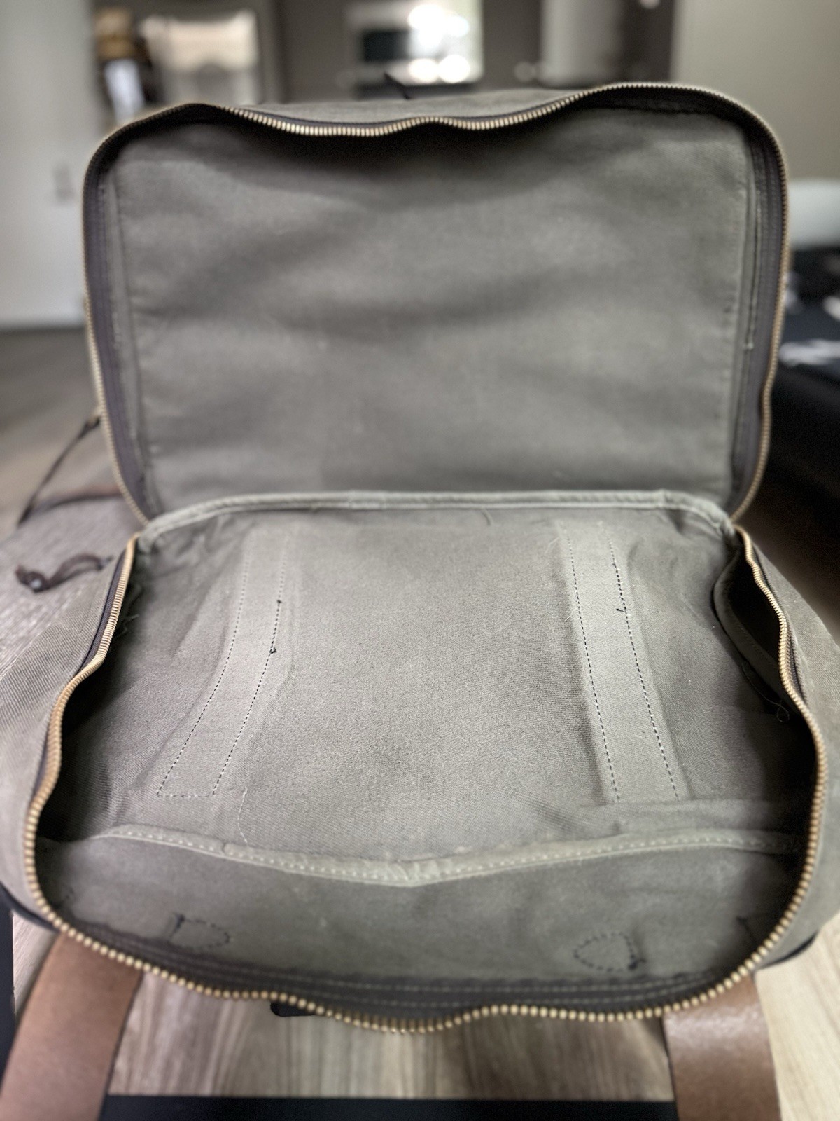 Filson Large Outfitter Bag 238 (Talon-era), Otter Green, Made in USA.