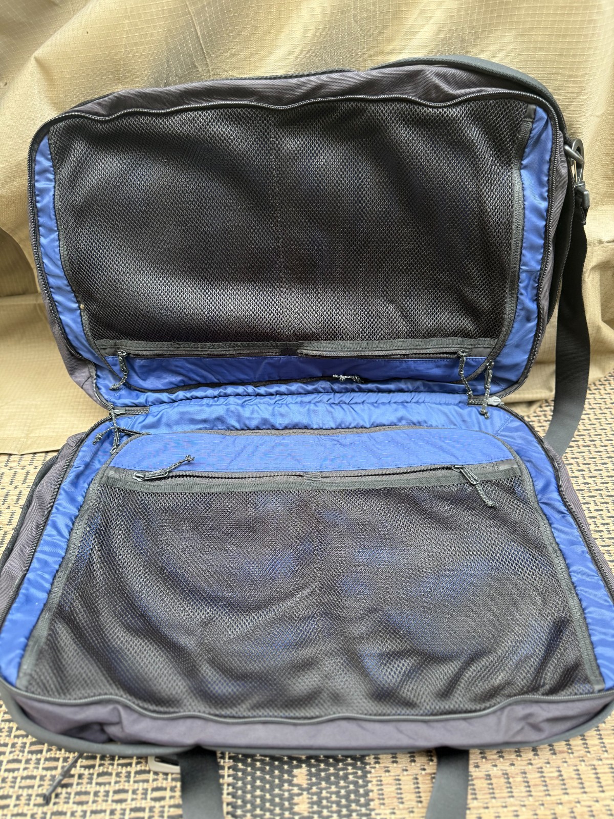 Timbuk2 Never Check Duffle Backpack TSA 18 Unisex Carry On Business College New