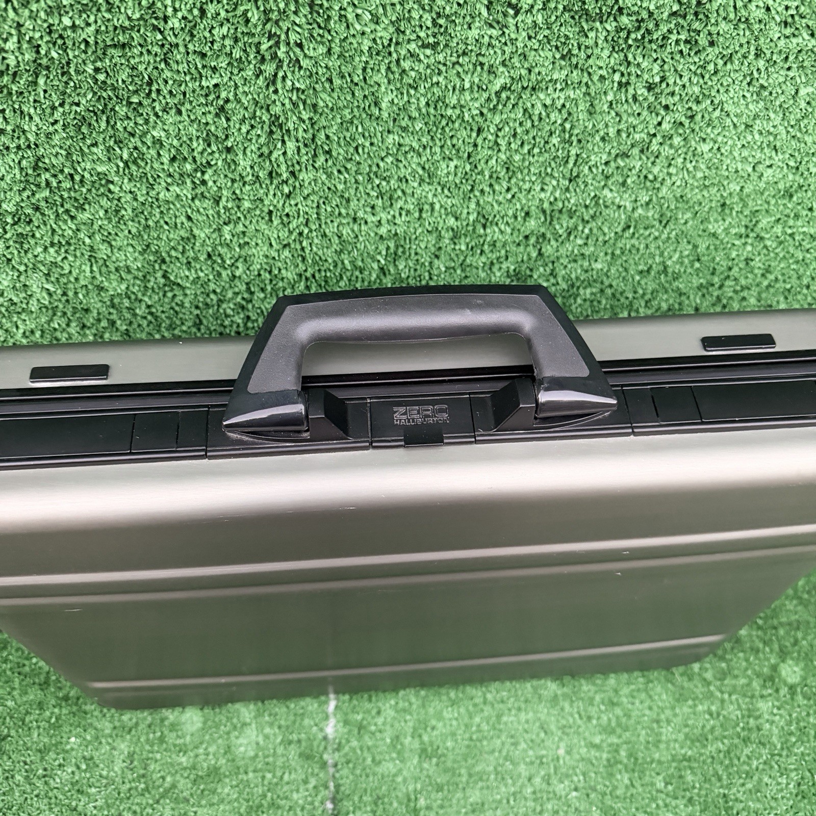 Zero Haliburton Aluminum Briefcase USA Made, 1989 Vintage, Dark Green 18”x13”x4”