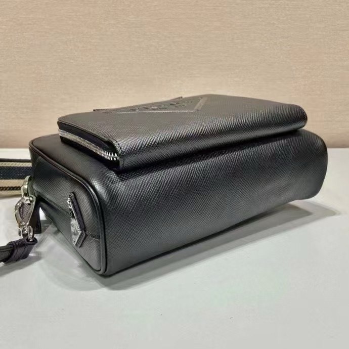 Prada Men’s Crossbody Bag – Luxurious Saffiano Leather, Stylish & Functional