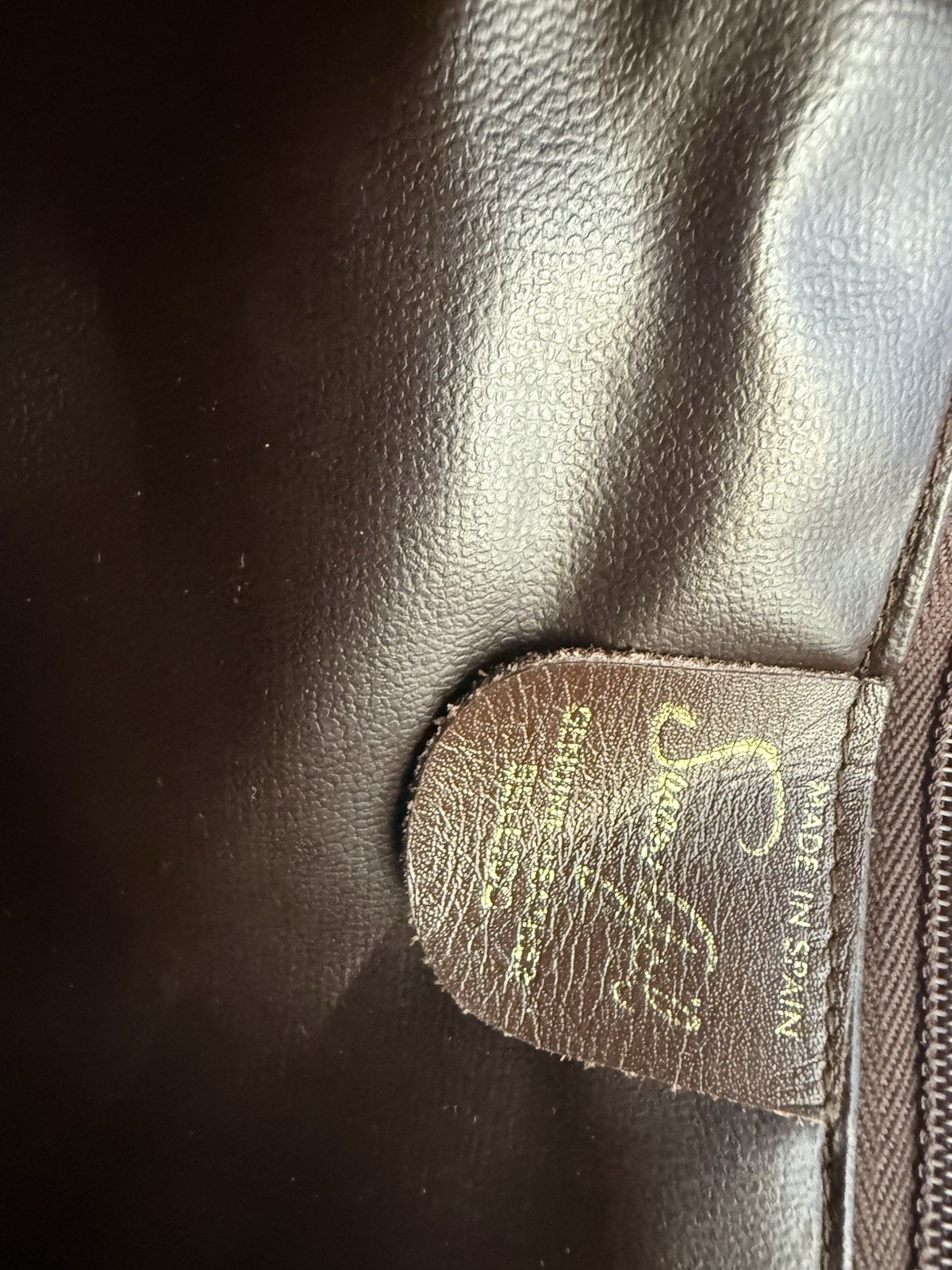 Susan Gail Brown Button Closure messenger bag purse crossbody Spain leather