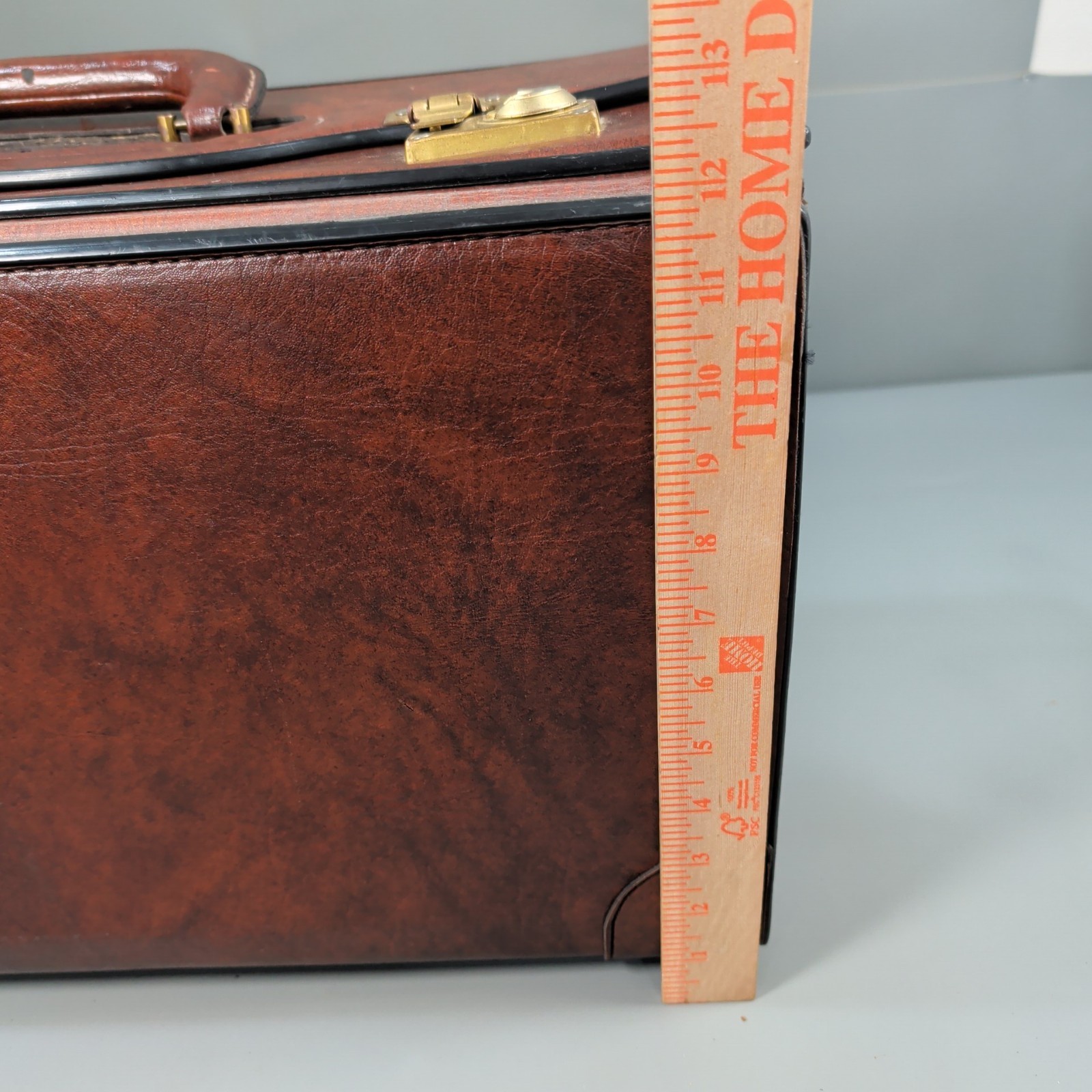 Vtg Leather Pilot Attache Case Brass Locks 23rd Air Force USAF 18.5″ x 11.5″