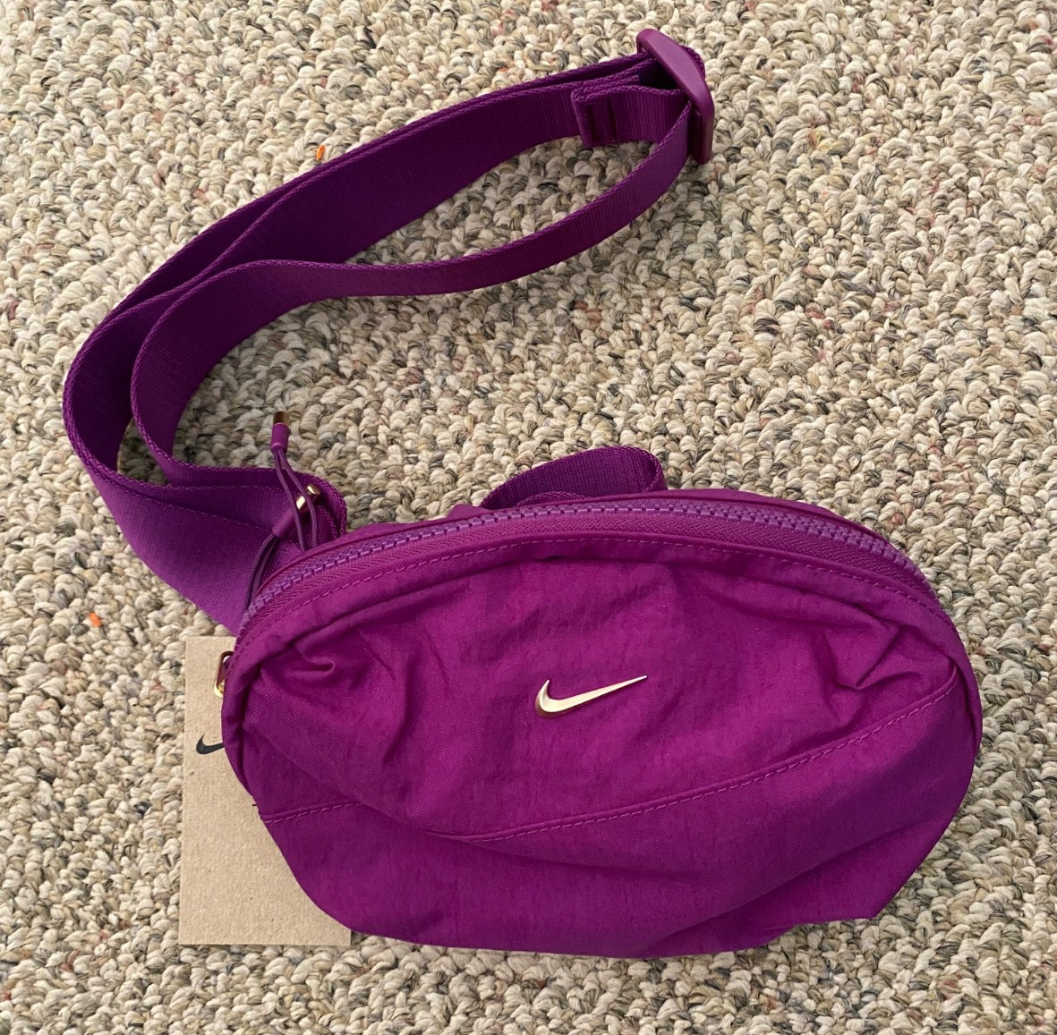 Nike Crossbody Waist Bag Fanny Pack Hip Pac Shoulder Aura Purple HM6120 Adult