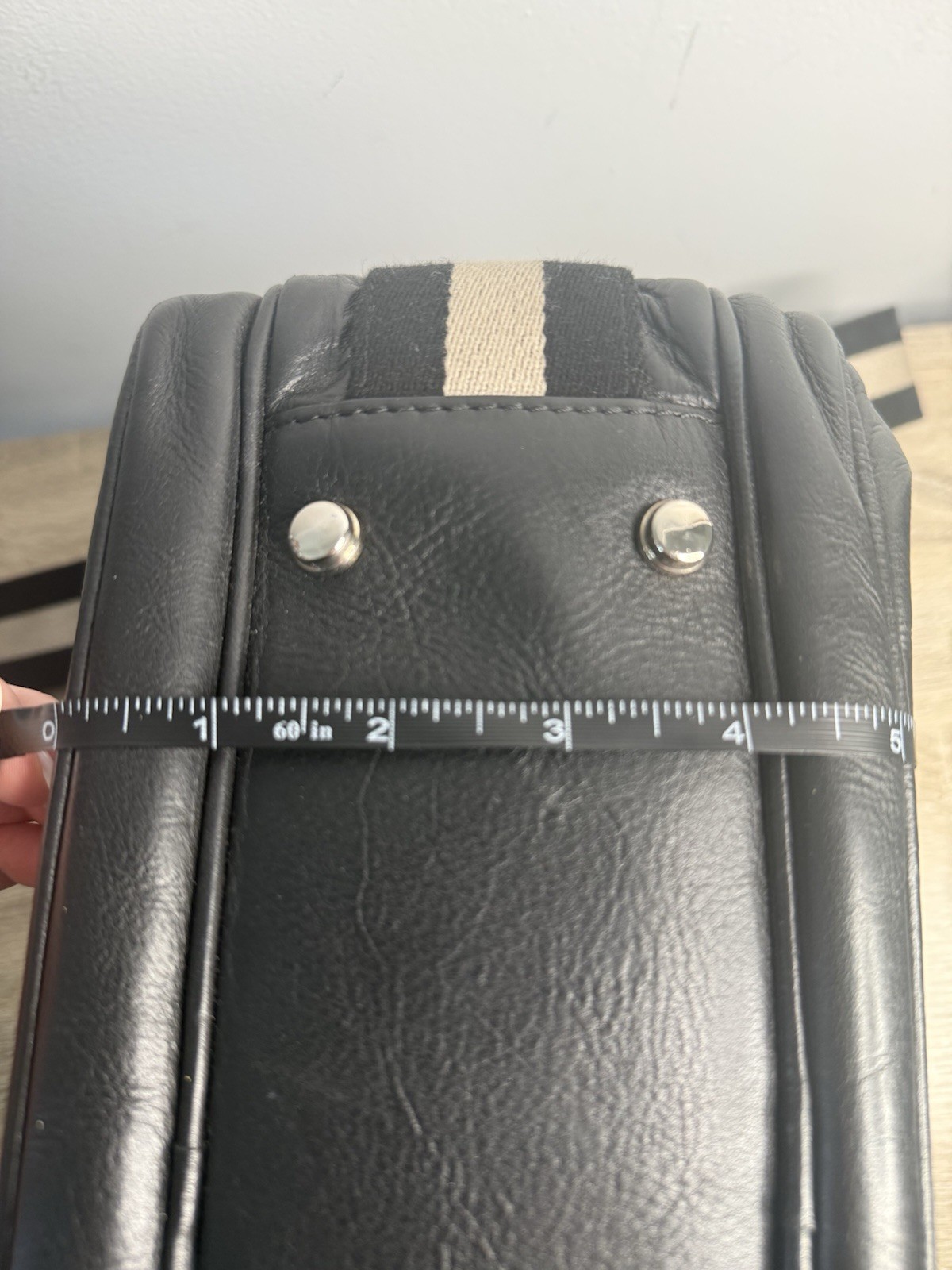 Bally Black Leather Messenger Bag Crossbody Stripe Strap Italy Classic