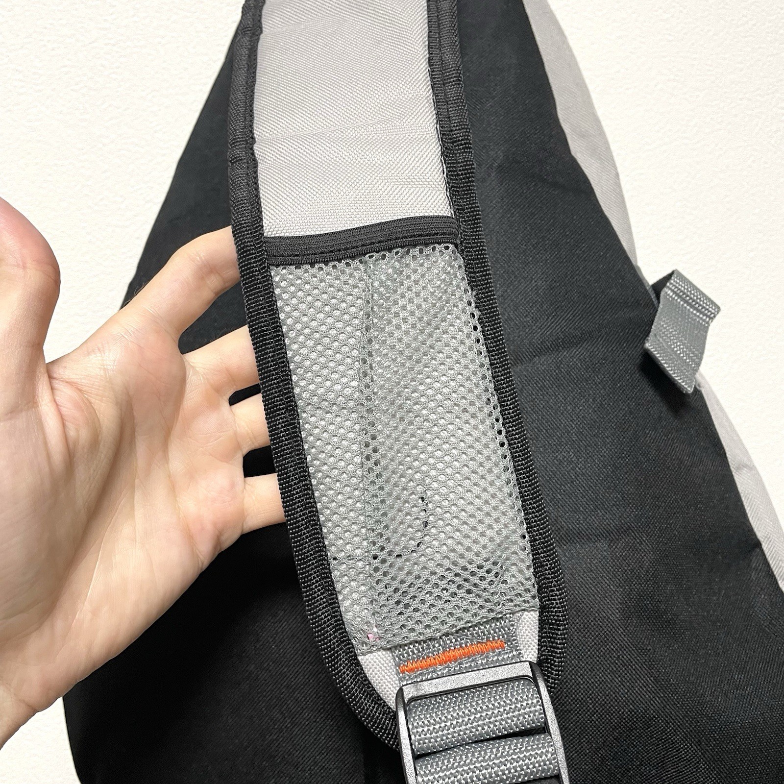 Vintage Ranger Sling Bag Crossbody Messenger Backpack Oakley ACG Grey Y2K 00s