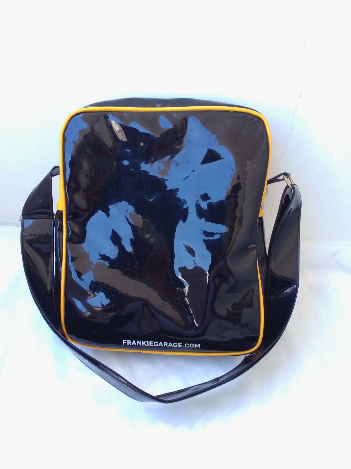Frankie Garage Black Yellow Crossbody Shoulder Bag Messenger Casual Travel Bag