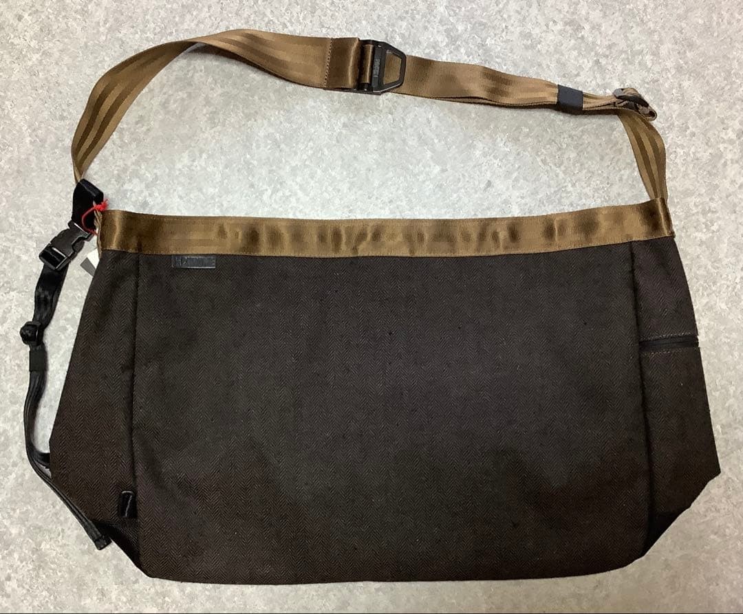 CHROME Newspaper Messenger Bag 26L Herringbone Brown Water-Resistant Nylon