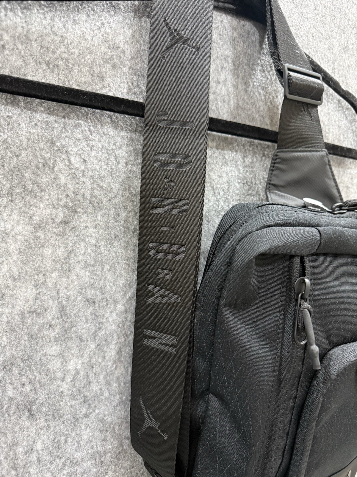 NEW Jordan Nike Air Hesi Crossbody Bag Black One Size