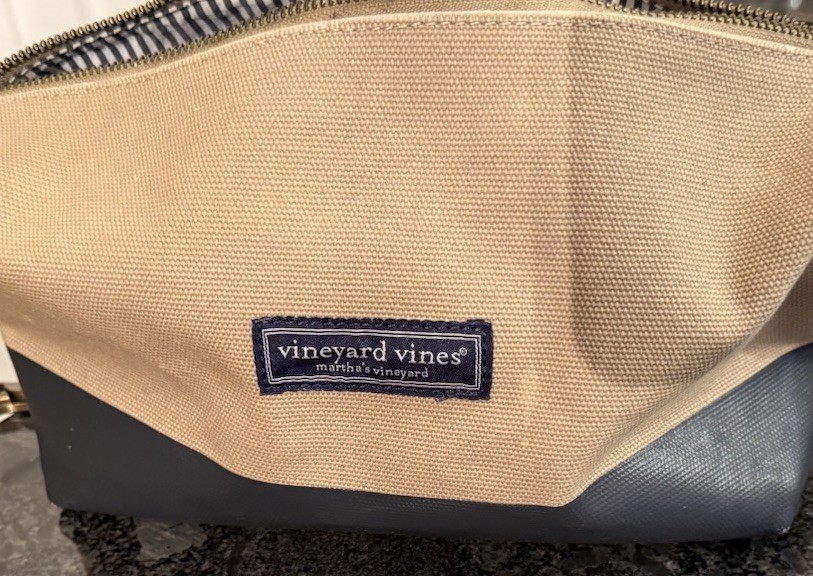Vineyard Vines canvas travel Dopp kit two-tone khaki/ navy w Signature Logo