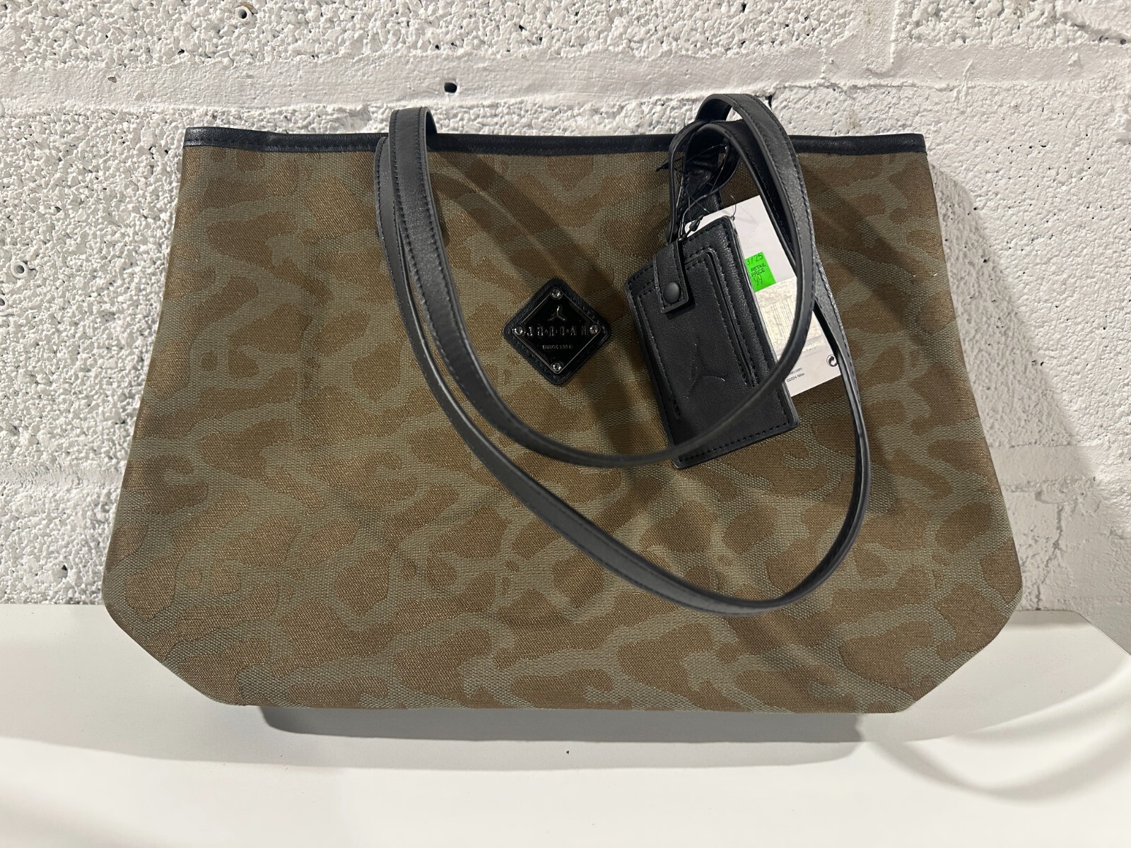 NEW Jordan Icon Tote Bag 17L Olive MM0950-G16 Unisex One Size