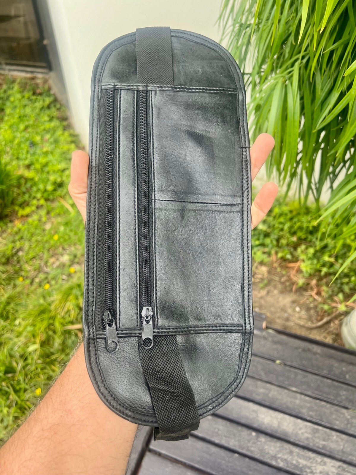 GENUINE LEATHER FANNY PACK SECURED FLAT PASSPORT DOCUMENTS BLACK FREE SHIPPING