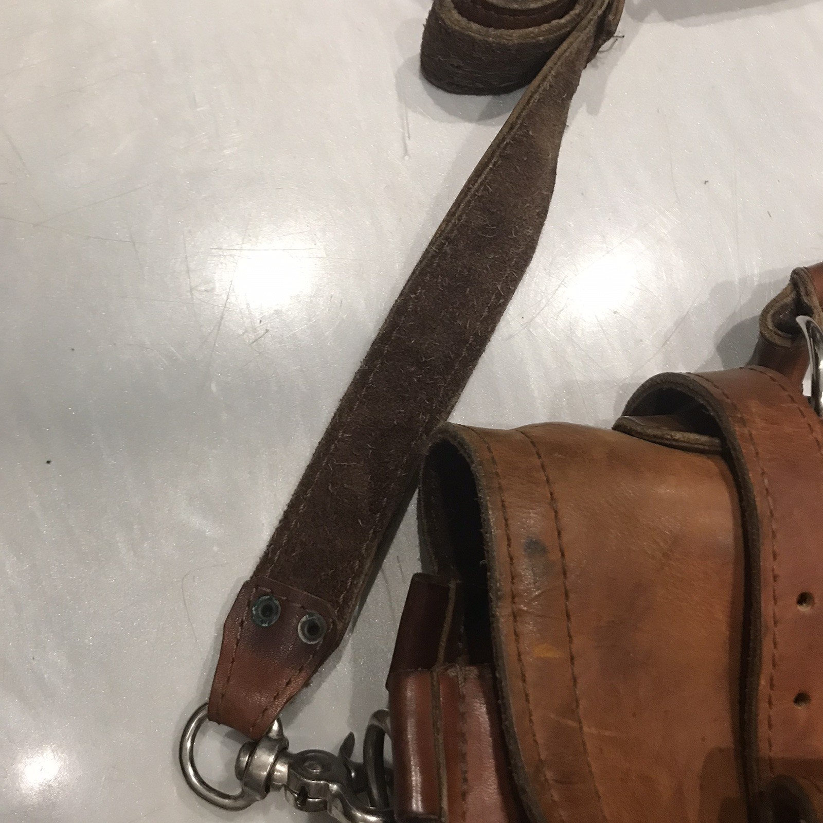 Briefcase Chestnut Leather Cross Body Shoulder Bag with Handle, Straps & Pockets