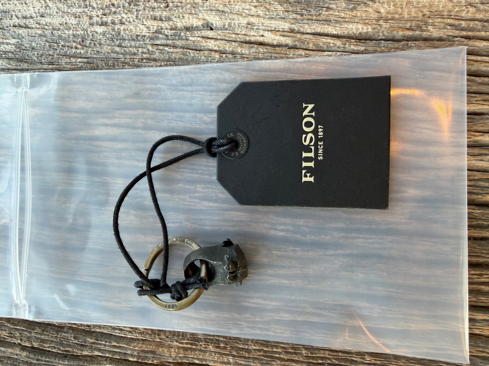 NWT FILSON Iron Steel Bison Key chain Keychain Made USA # 20130781
