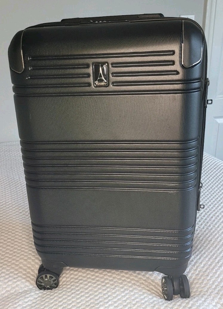 Travelpro Carry-on Expandable Spinner Suitcase