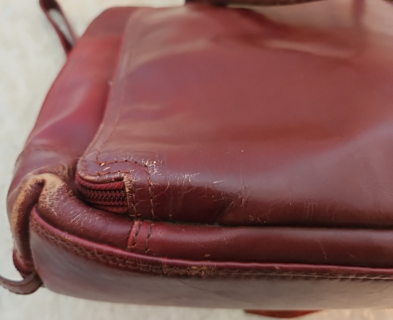 VTG Canyon Outback Leather Goods 18″ Maroon Leather Travel Work Computer Bag
