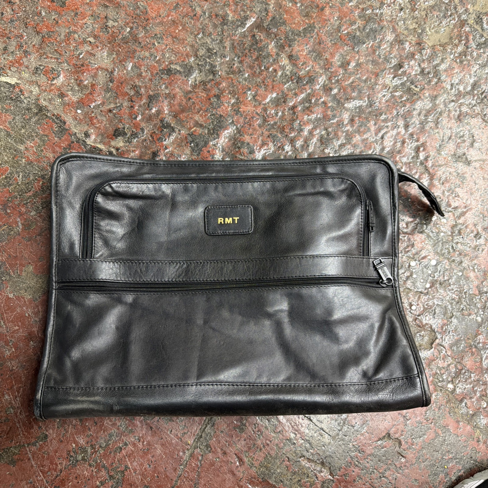 Vintage Tumi Leather laptop insert/sleeve. Laptop/document/conference bag.Black